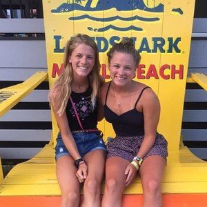 Meet your Posher, Danielle